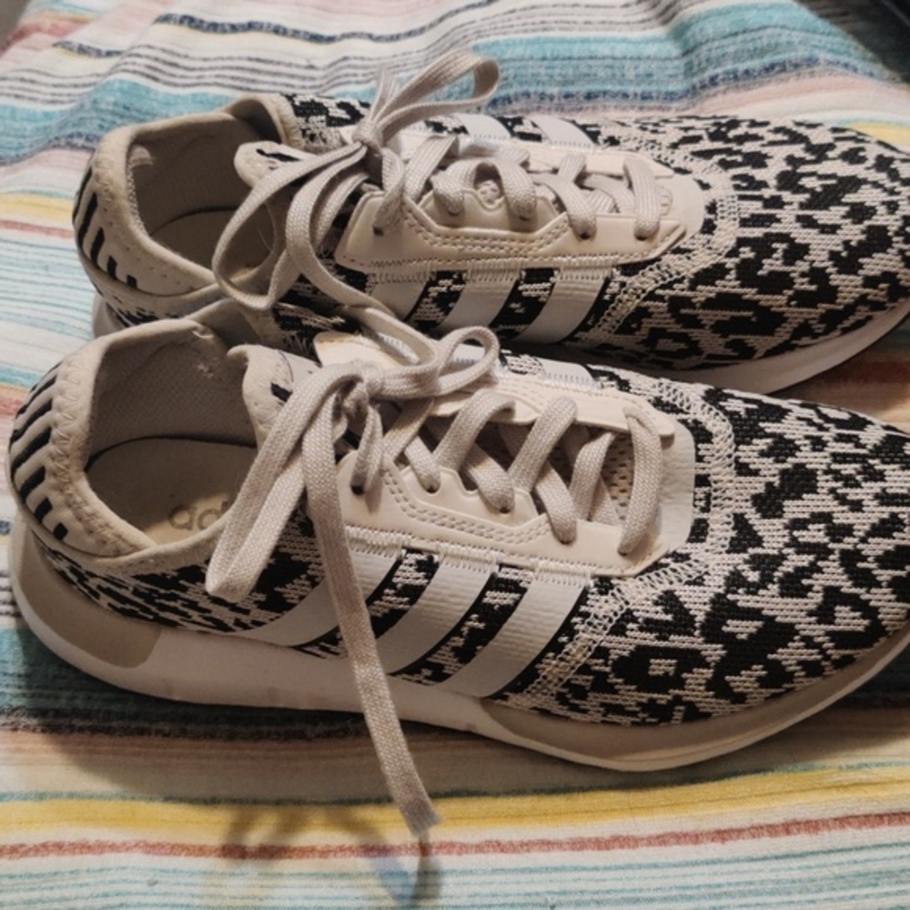 Ladies Adidas Swift X Gray Leopard Shoes